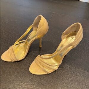 BCBG MAXAZRIA high heel shoes